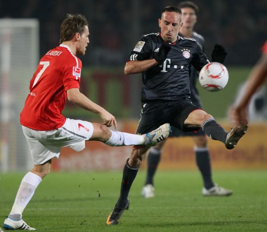 欧足联在 欧足联在